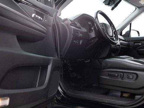 Used 2018 Honda Pilot Elite image 24