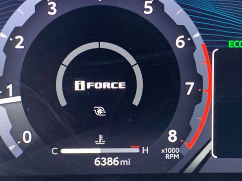 Used 2025 Toyota Tacoma TRD Off-Road image 39