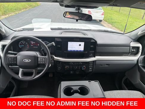 Used 2025 Ford F250 XLT AWD/4WD image 14