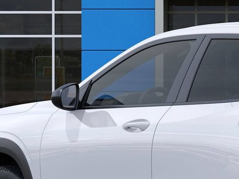 New 2026 Chevrolet Trax LS w/ Driver Confidence Package FWD image 12