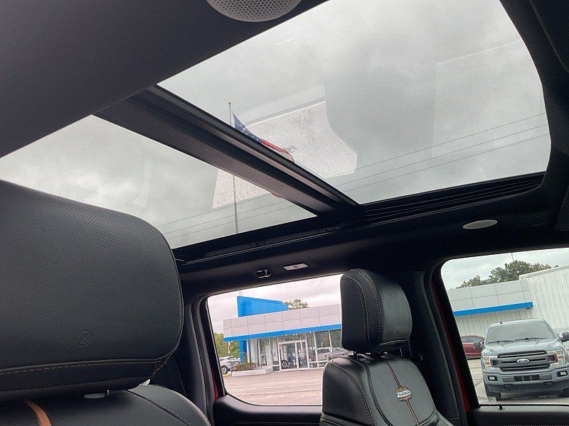 Used 2023 Ford F150 4x4 SuperCrew image 18
