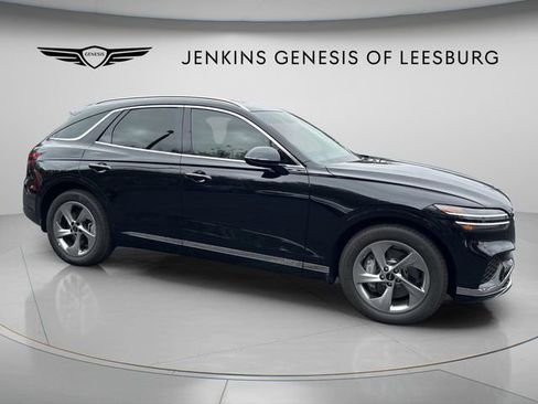 Used 2026 Genesis GV70 2.5T Select AWD/4WD image 2