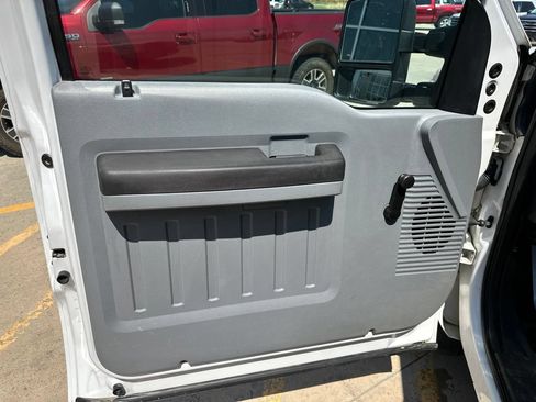 Used 2013 Ford F250 XL RWD image 10