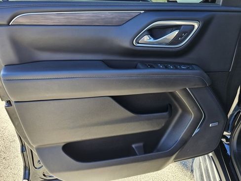 Used 2023 Chevrolet Tahoe LT image 17