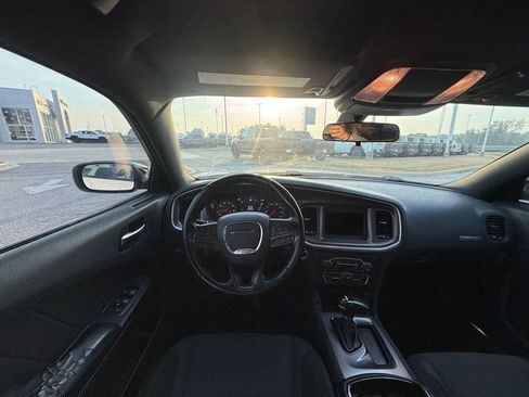 Used 2022 Dodge Charger SXT w/ Blacktop Package image 23