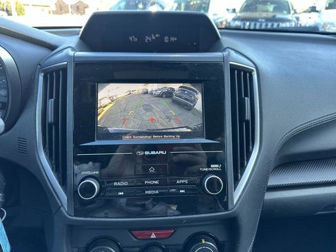 Used 2018 Subaru Impreza 2.0i Premium image 2