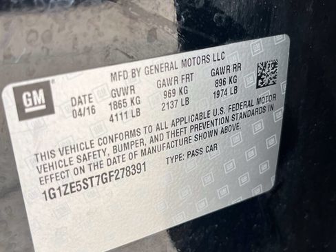 Used 2016 Chevrolet Malibu LT w/ Leather Package FWD image 29