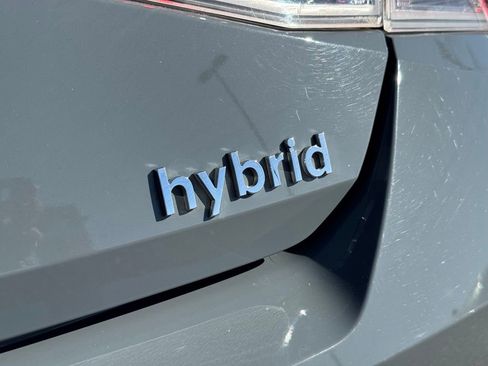 Used 2023 Hyundai Elantra Limited w/ Cargo Package image 15