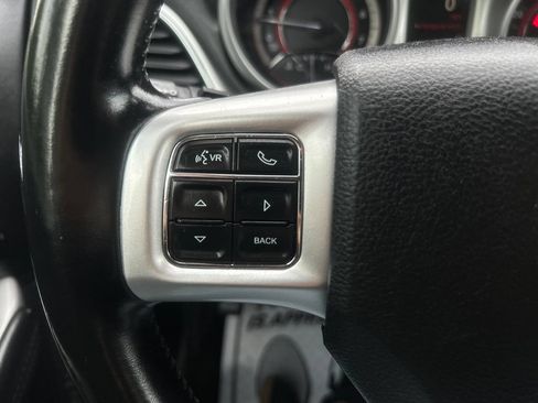 Used 2020 Dodge Journey SE w/ SE Popular Equipment Group FWD image 22