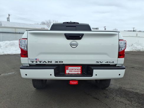Certified 2024 Nissan Titan SV w/ SV Convenience Package image 4