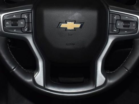 Used 2025 Chevrolet Silverado 1500 LT image 25