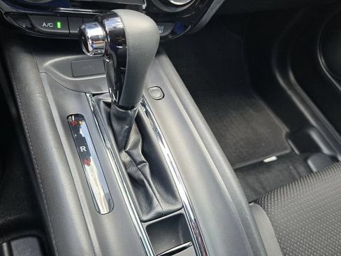 Used 2020 Honda HR-V Sport image 20