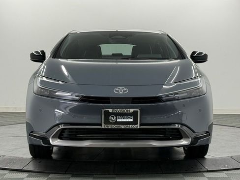 Used 2026 Toyota Prius XLE image 3