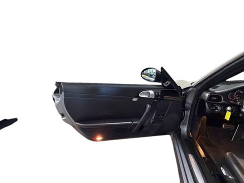 Used 2010 Porsche 911 Carrera image 13