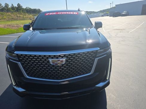 Used 2022 Cadillac Escalade Premium Luxury RWD image 8