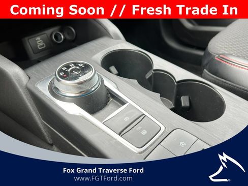 Used 2025 Ford Escape ST-Line Select AWD/4WD image 27