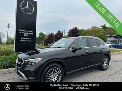 Used 2026 Mercedes-Benz GLC 300 4MATIC image 1
