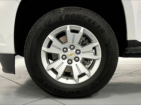 Used 2022 Chevrolet Colorado LT w/ Fleet Safety Package image 11