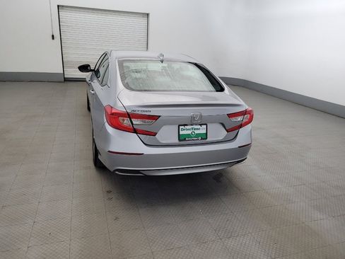 Used 2018 Honda Accord EX image 6