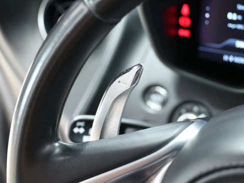 Used 2021 McLaren GT RWD image 34