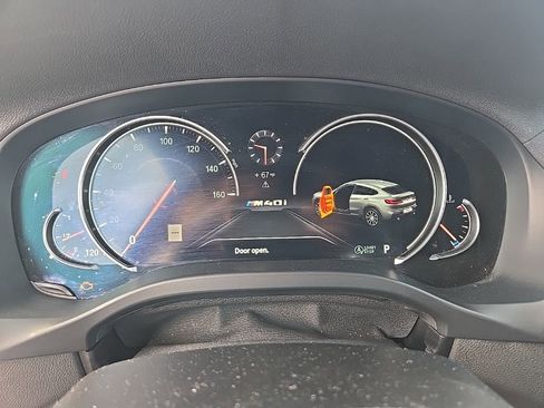 Used 2019 BMW X4 M40i image 12