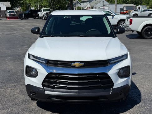 Used 2022 Chevrolet TrailBlazer LS FWD image 3