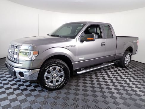 Used 2014 Ford F150 XLT w/ Equipment Group 302A Luxury AWD/4WD image 11