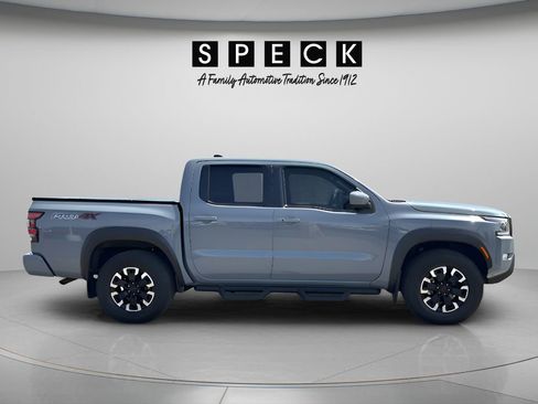 Used 2023 Nissan Frontier PRO-4X w/ Technology Package AWD/4WD image 12