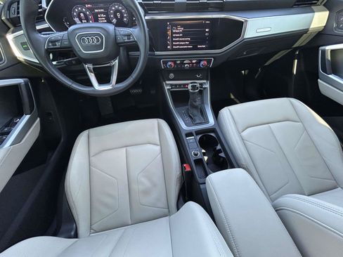 Used 2020 Audi Q3 2.0T Premium AWD/4WD image 17