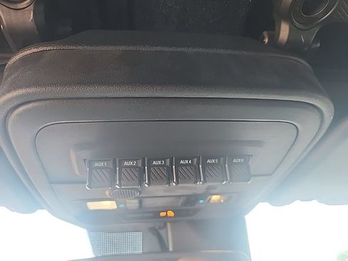Used 2021 Ford Bronco Big Bend w/ Sasquatch Package AWD/4WD image 25