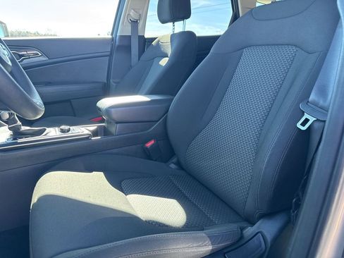 Used 2024 Kia Sportage LX image 5