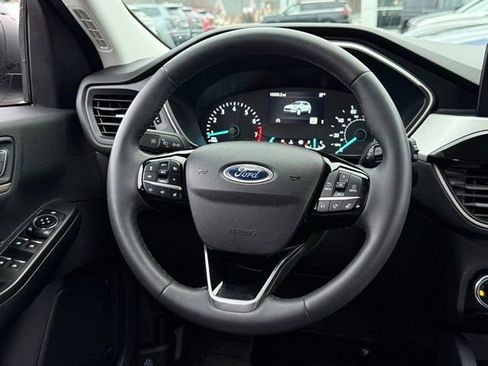 Certified 2022 Ford Escape SE w/ Cold Weather Package image 7