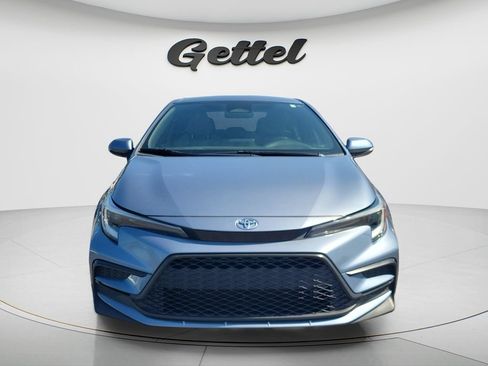 Used 2024 Toyota Corolla SE FWD image 2