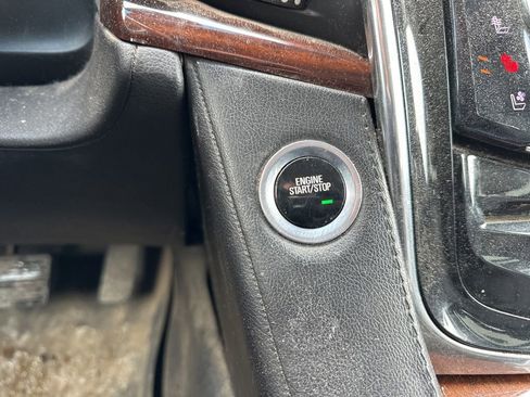 Used 2016 Cadillac Escalade ESV Premium image 25