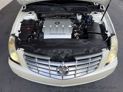 Used 2008 Cadillac DTS FWD image 58