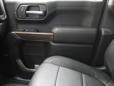 Used 2022 Chevrolet Silverado 1500 RST w/ Convenience Package II AWD/4WD image 13