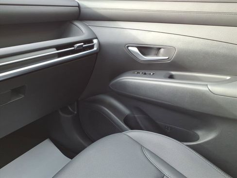 Certified 2025 Hyundai Santa Cruz SEL image 29