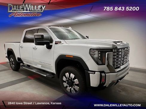 New 2026 GMC Sierra 2500 Denali w/ Denali Reserve Package AWD/4WD image 1