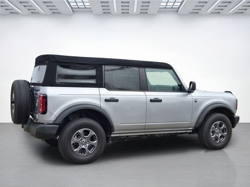 Used 2023 Ford Bronco Big Bend AWD/4WD image 3