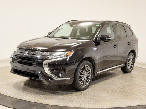 Used 2021 Mitsubishi Outlander SEL image 3