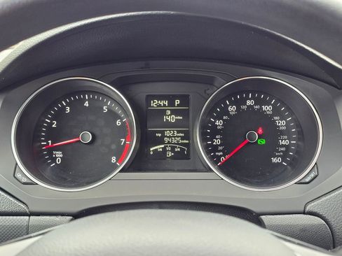 Used 2015 Volkswagen Jetta S image 24