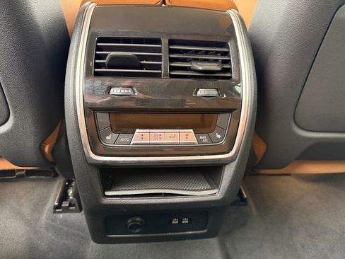 Certified 2024 BMW X7 xDrive40i w/ Climate Comfort Package AWD/4WD image 22