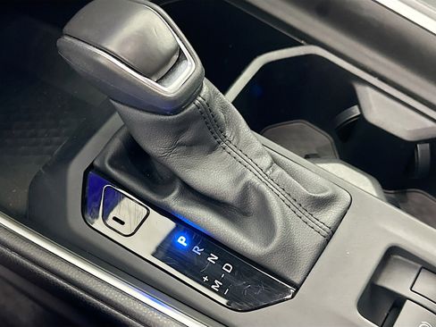 Used 2025 Toyota Grand Highlander FWD image 24