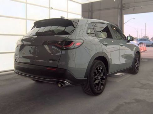 Used 2025 Honda HR-V Sport image 4
