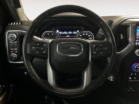 Used 2020 GMC Sierra 2500 Denali w/ Denali Ultimate Package image 15