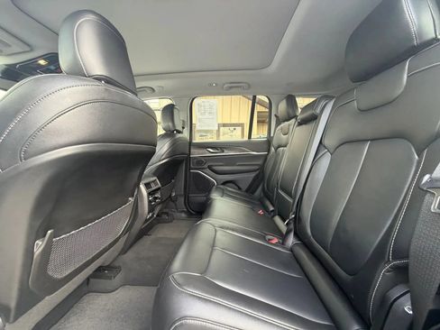 Used 2022 Jeep Grand Cherokee Limited 4xe AWD/4WD image 21