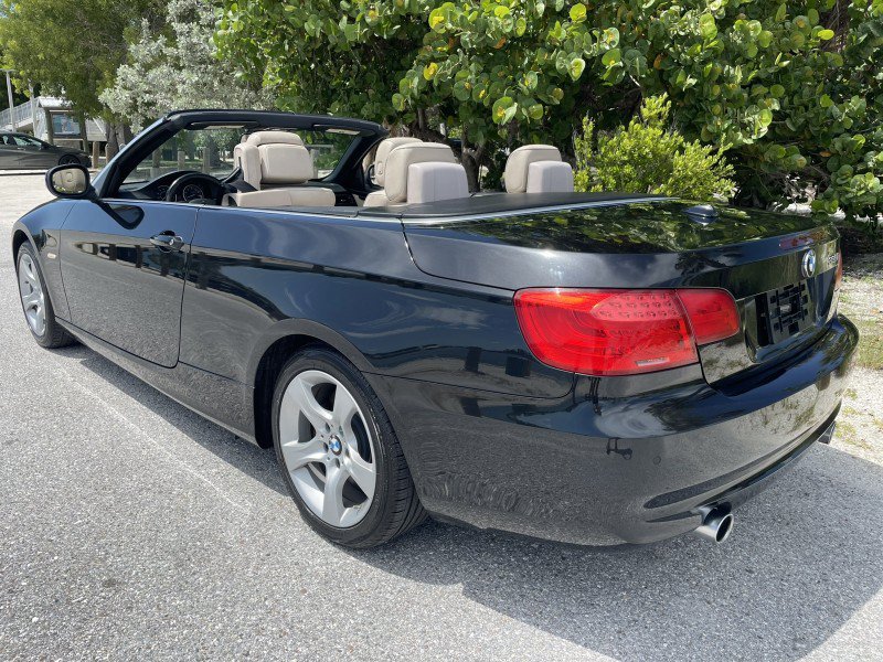 Used 2013 BMW 335i Convertible w/ Premium Pkg RWD image 5