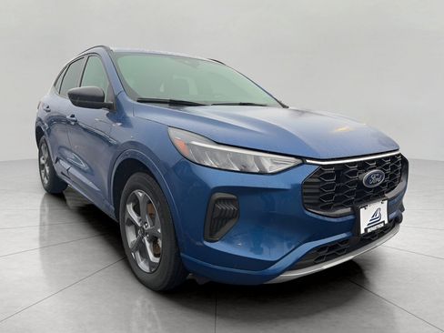 Certified 2023 Ford Escape ST-Line w/ Tech Pack #1 image 3