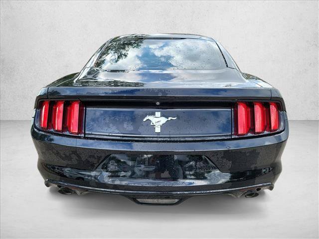 Used 2016 Ford Mustang Coupe RWD image 4