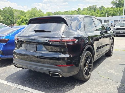Used 2019 Porsche Cayenne AWD/4WD image 2